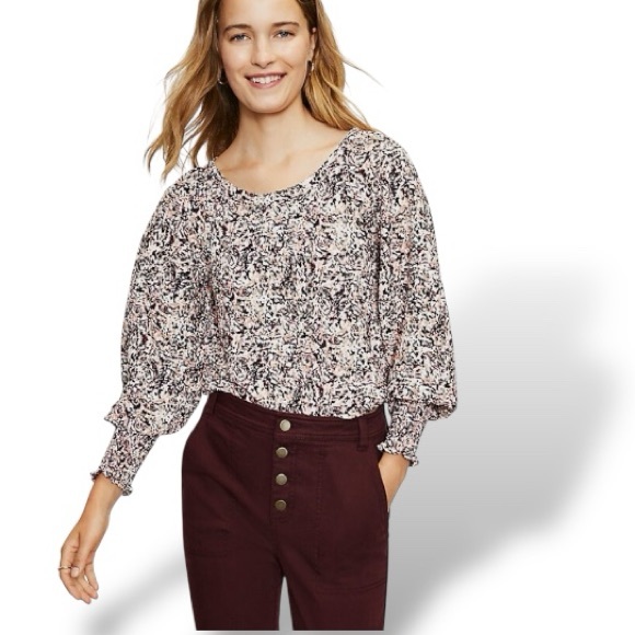 LOFT Tops - 🐆3/$15 Loft Smocked Cuff Top Textured Balloon Sleeve Blouse